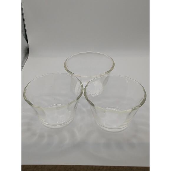 Set of 3 - 5oz. Fire King #422 - Clear Glass Scalloped Edge Custard Cups Dishes - Picture 4 of 5
